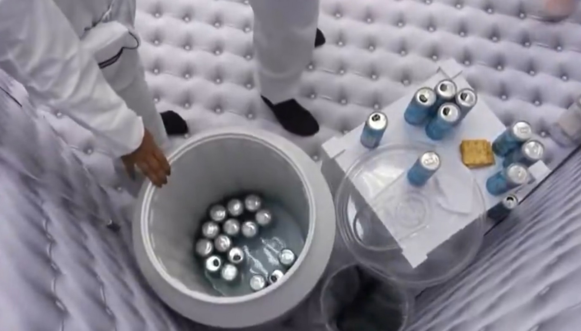 Concorrentes ficaram revoltados com atitude de Ricardinho - Reprodução / TV Globo