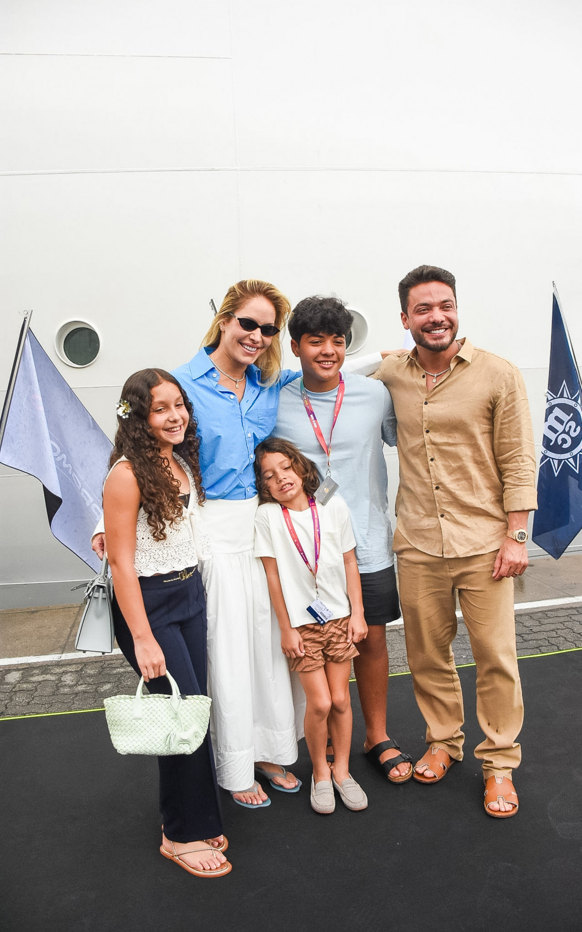 Thyane Dantas, Wesley Safadão, Ysis, Dom e Yhudy 