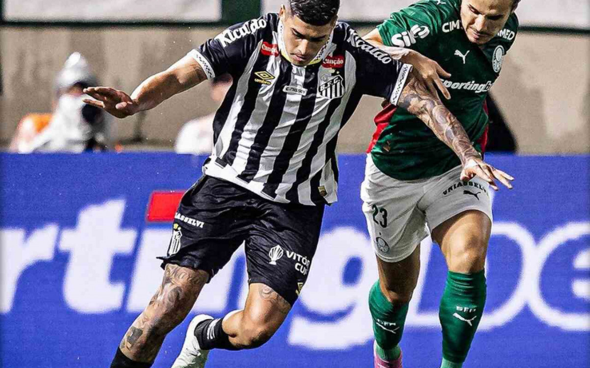Com brilho de Allan, Palmeiras vence Santos e dorme na lideran&ccedil;a do Paulist&atilde;o