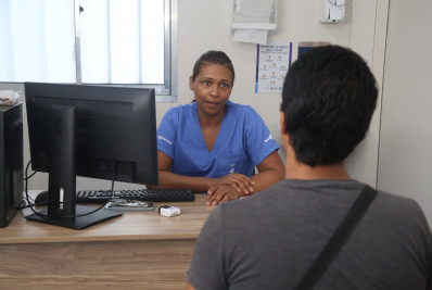 Calor extremo leva 1,8 mil pessoas às UPAs do RJ em duas semanas