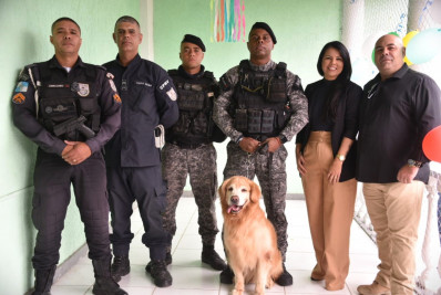 Prefeitura de Maricá inicia terapia para pessoas com deficiência com auxílio de cães da Polícia Militar
