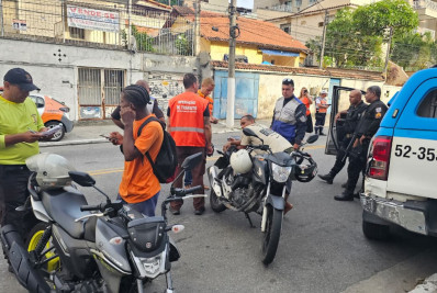 Niterói realiza ação integrada contra motos barulhentas no Fonseca