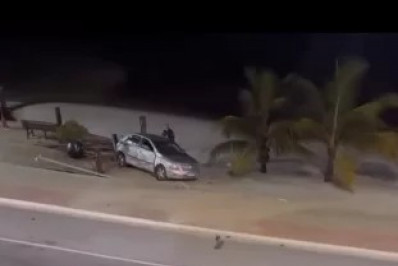 Homem é preso após roubo de carro e fuga entre Cabo Frio e São Pedro da Aldeia