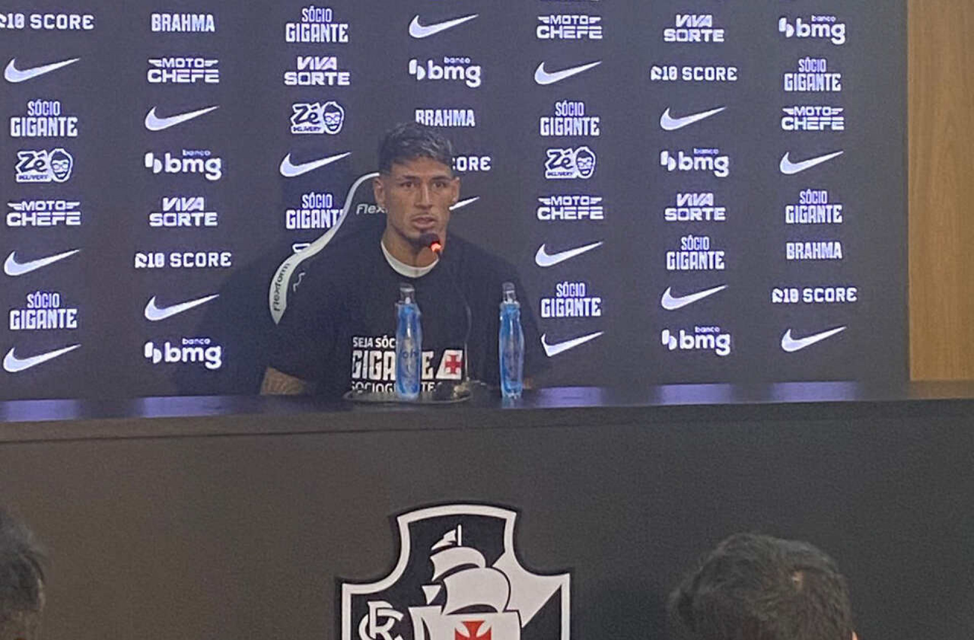 Saldivia destaca Diniz e revela expectativa de ser campe&atilde;o pelo Vasco