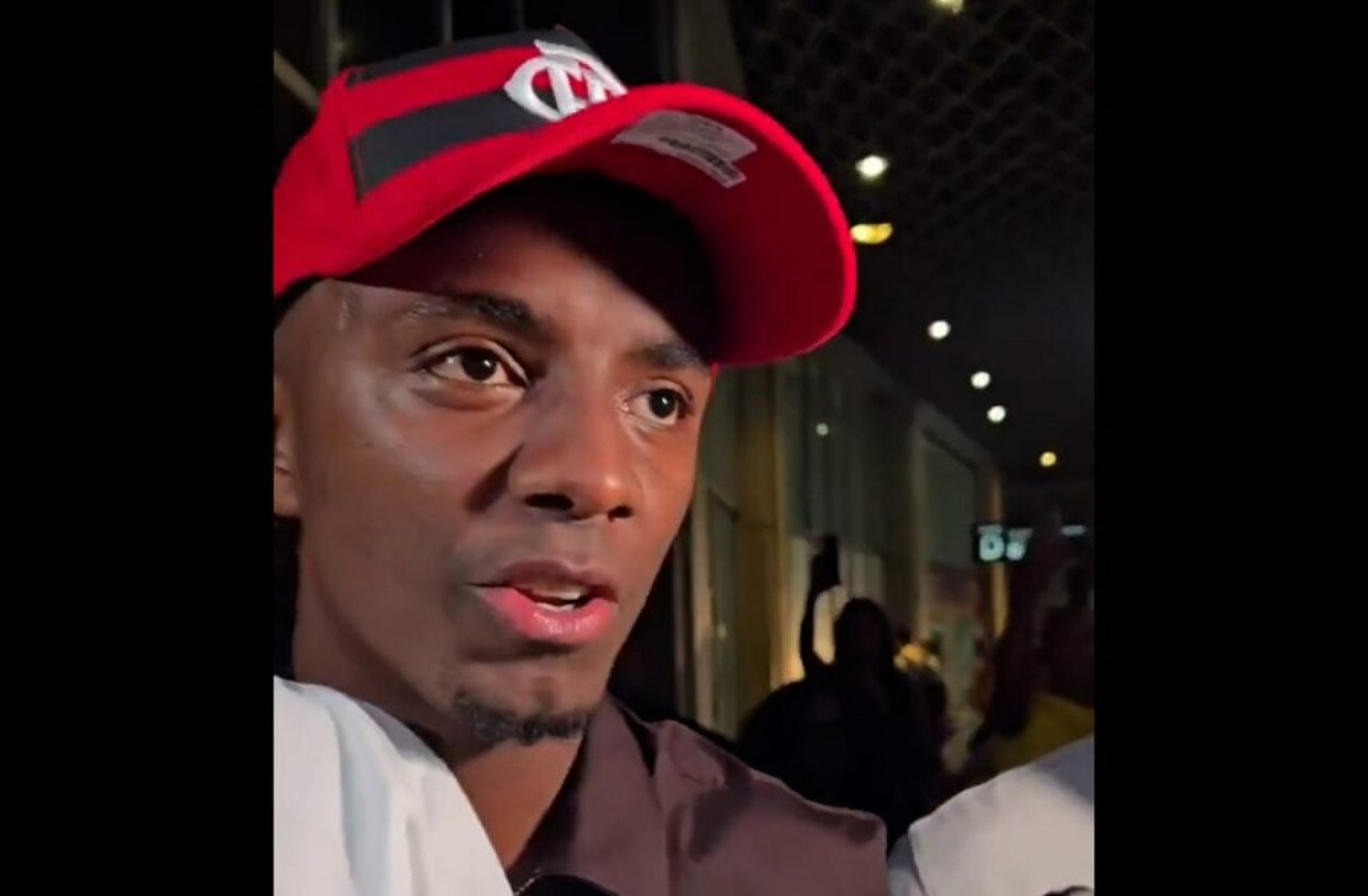 Andrew chega ao Rio, realizar&aacute; exames e assinar&aacute; com Flamengo