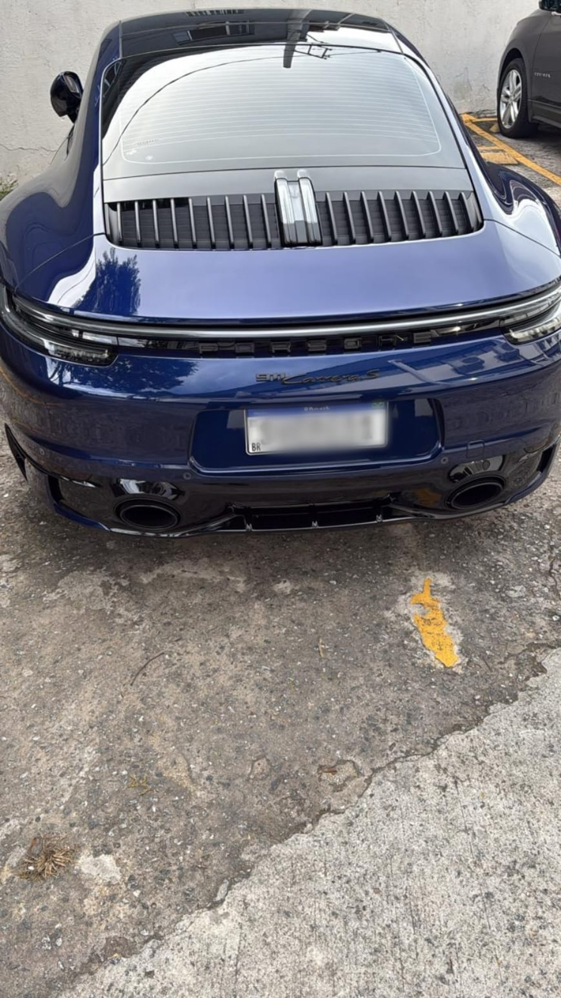 Foram apreendidos rel&oacute;gios,ve&iacute;culos de luxo, dinheiro, computadores e outros documentos que ser&atilde;o analisados - Divulga&ccedil;&atilde;o/ SSP