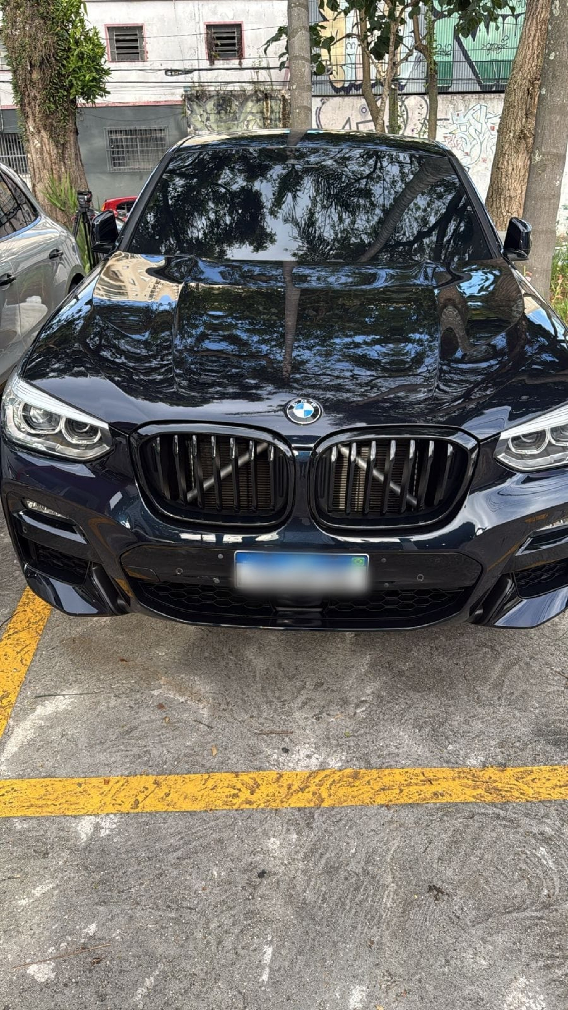 Foram apreendidos rel&oacute;gios,ve&iacute;culos de luxo, dinheiro, computadores e outros documentos que ser&atilde;o analisados - Divulga&ccedil;&atilde;o/ SSP