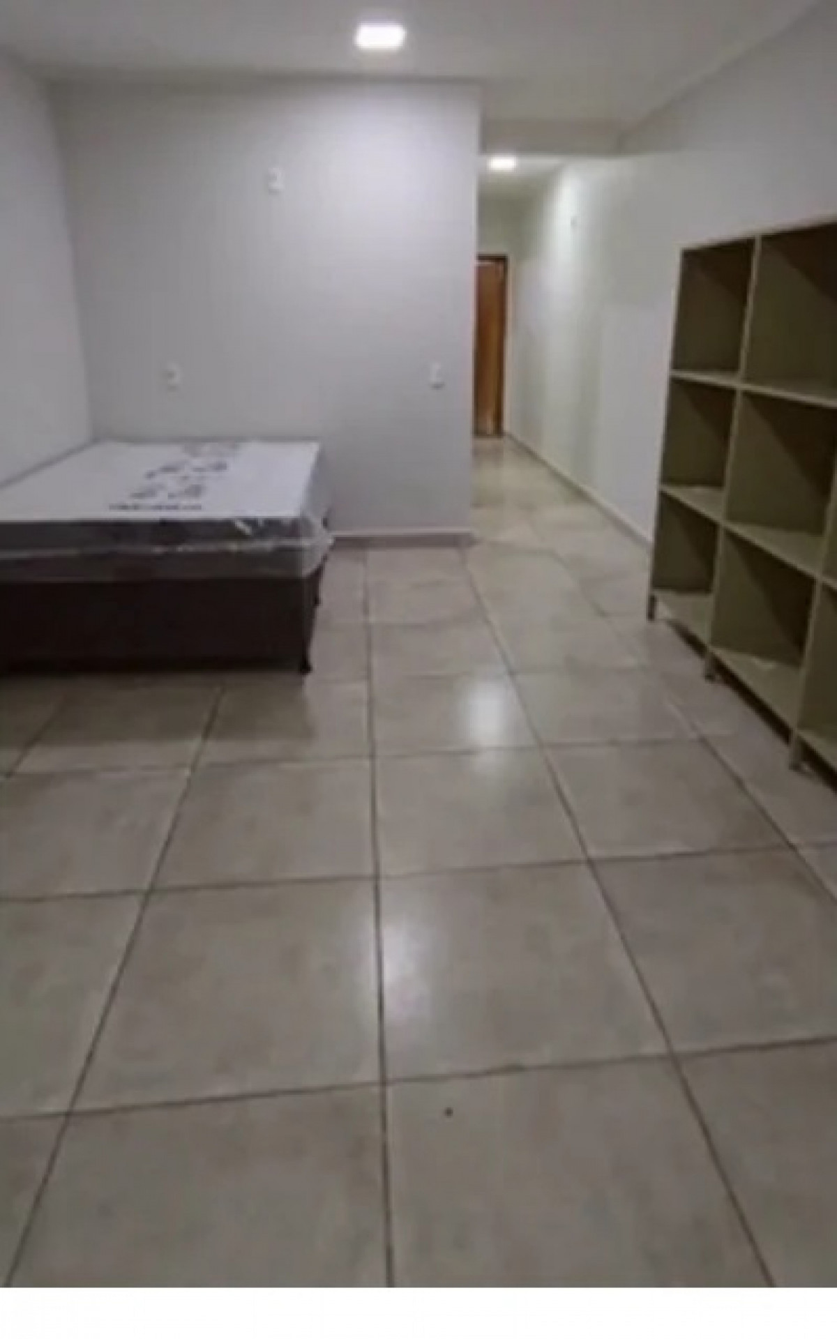 Bolsonaro ficará em um cela com cama de casal, cozinha e um espaço maior do que a sala que estava na PF - Reprodução