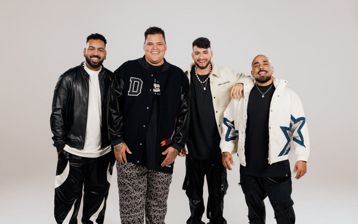 Menos é Mais fala sobre turnê internacional e parceria com Simone Mendes :  Vitória da música  | Celebridades