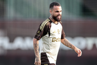 Questão financeira entre Flamengo e Michael trava saída para o Santos