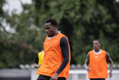 Vasco anuncia compra de Andrés Gómez; veja valor e tempo de contrato