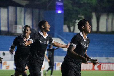 Botafogo goleia o Juventude e garante vaga nas oitavas da Copinha