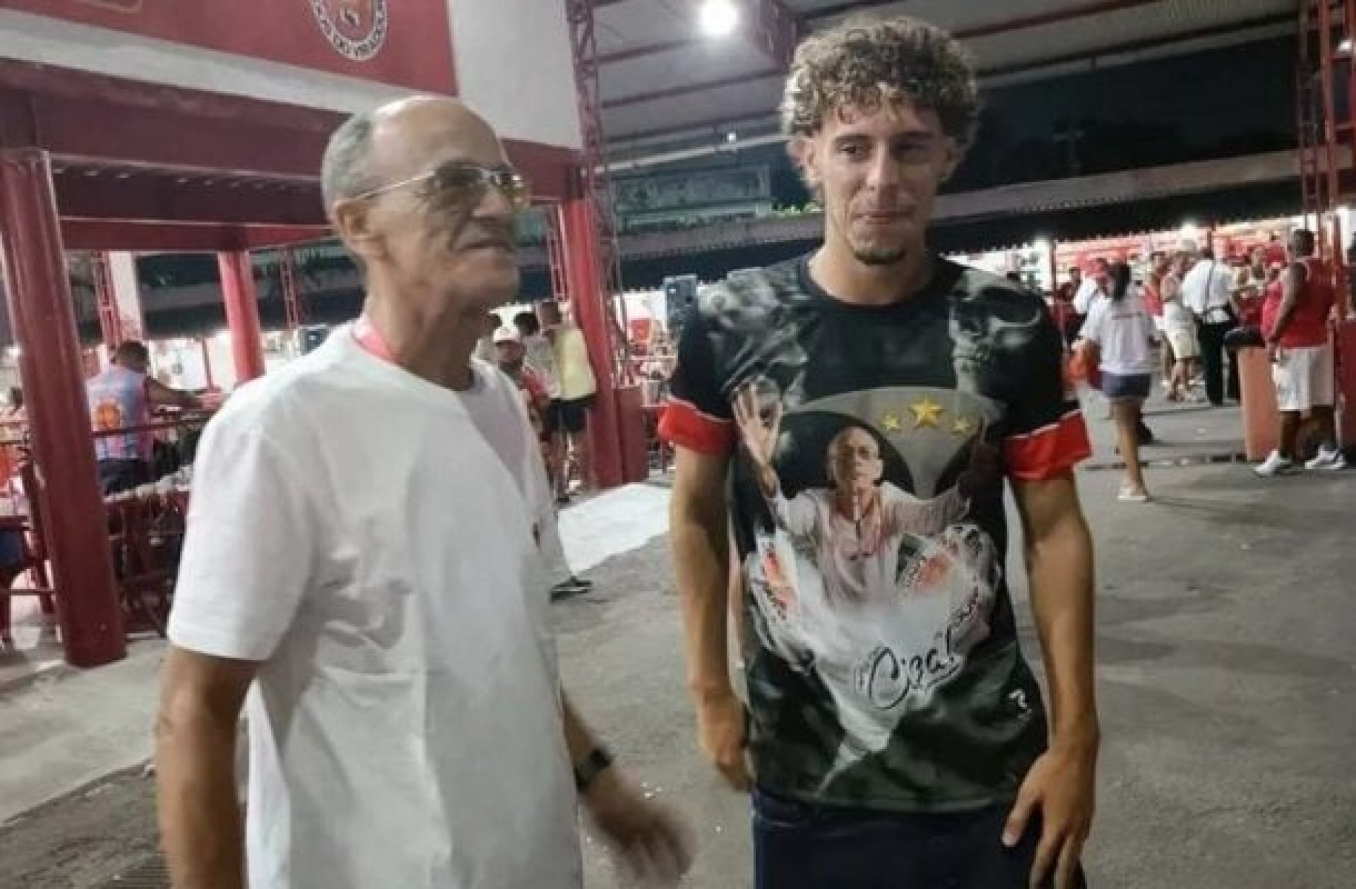 Do futebol ao samba: Nuno Moreira vive noite especial na Viradouro