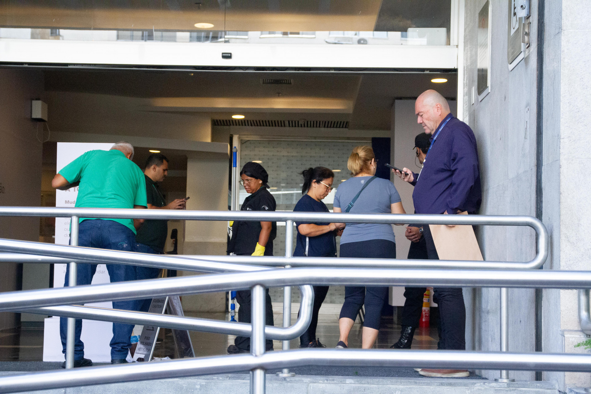 Movimento durante reabertura do shopping Tijuca na manh&atilde; desta sexta-feira (16) - &Eacute;rica martin/Ag&ecirc;ncia O Dia