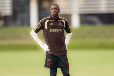 Novo goleiro do Flamengo, Andrew destaca fama do clube na Europa: 'Potência Mundial'