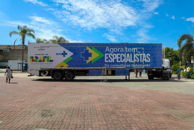 Mesquita recebe Carreta da Saúde da Mulher do programa Agora Tem Especialistas