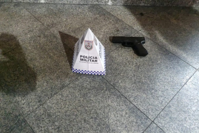 Quatro homens são presos na Avenida Brasil por roubo 