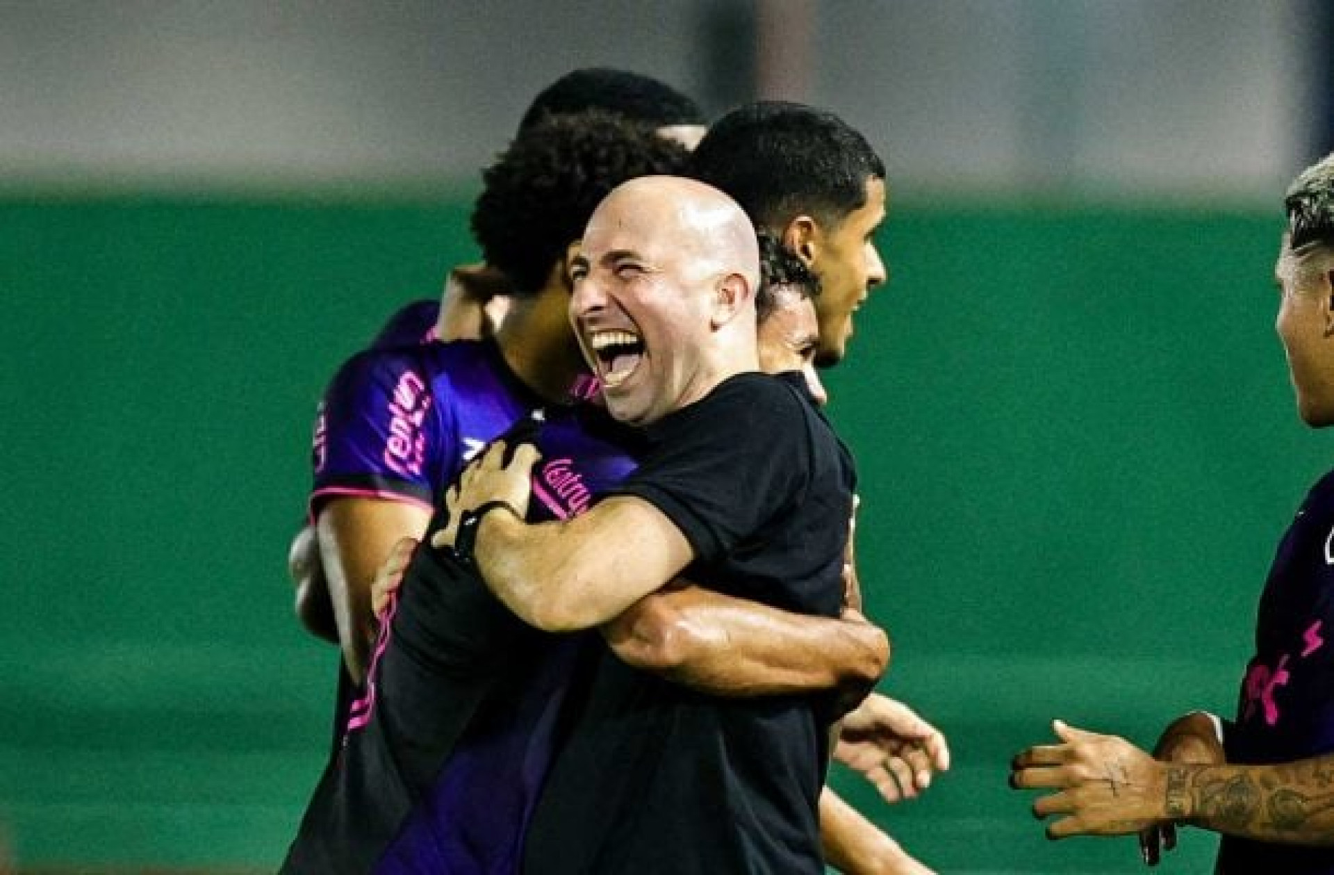 Bell&atilde;o n&atilde;o cont&eacute;m a alegria: “Melhor dia da minha vida”