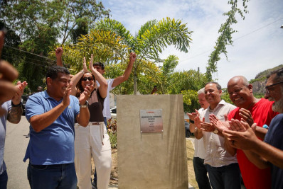 Prefeitura entrega obras de urbanização na Grande Pendotiba e Região Oceânica