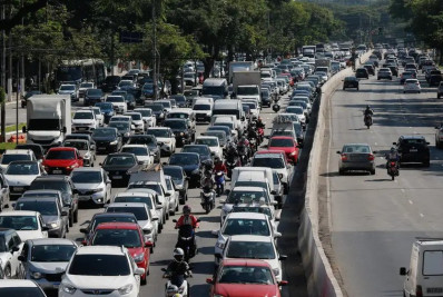 Donos de mais de 1,4 milhão de veículos pagaram cota única ou primeira parcela do IPVA 2026