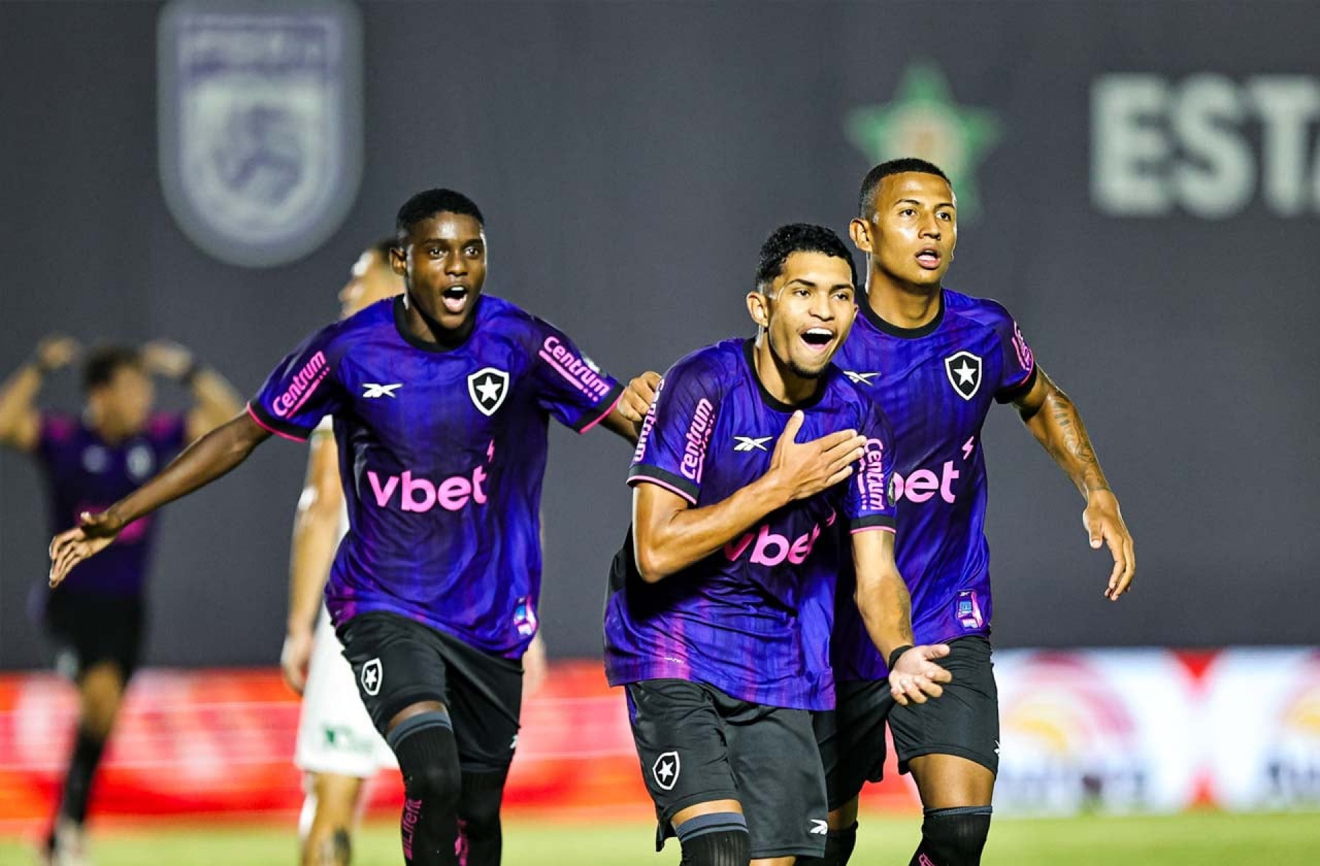 Sampaio Corr&ecirc;a x Botafogo: onde assistir, escala&ccedil;&otilde;es e arbitragem