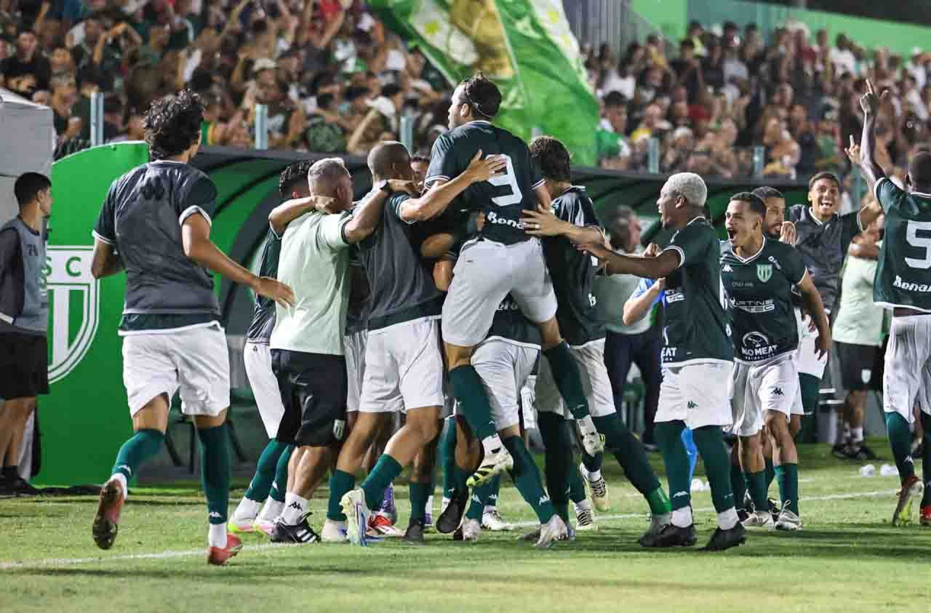 Fluminense perde John Kennedy por les&atilde;o e cai para o Boavista