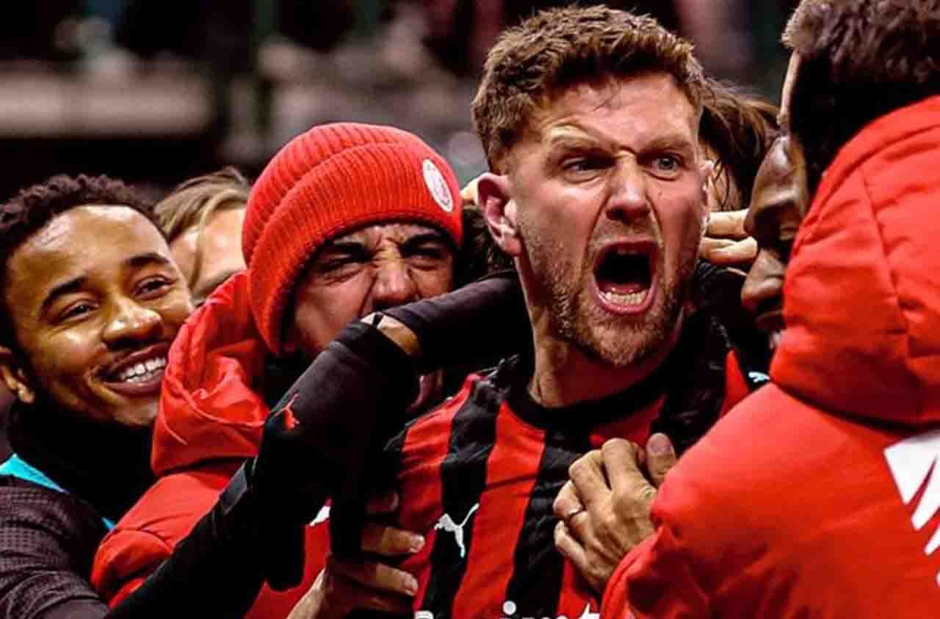 Milan sofre, mas vence o Lecce com gol de F&uuml;llkrug