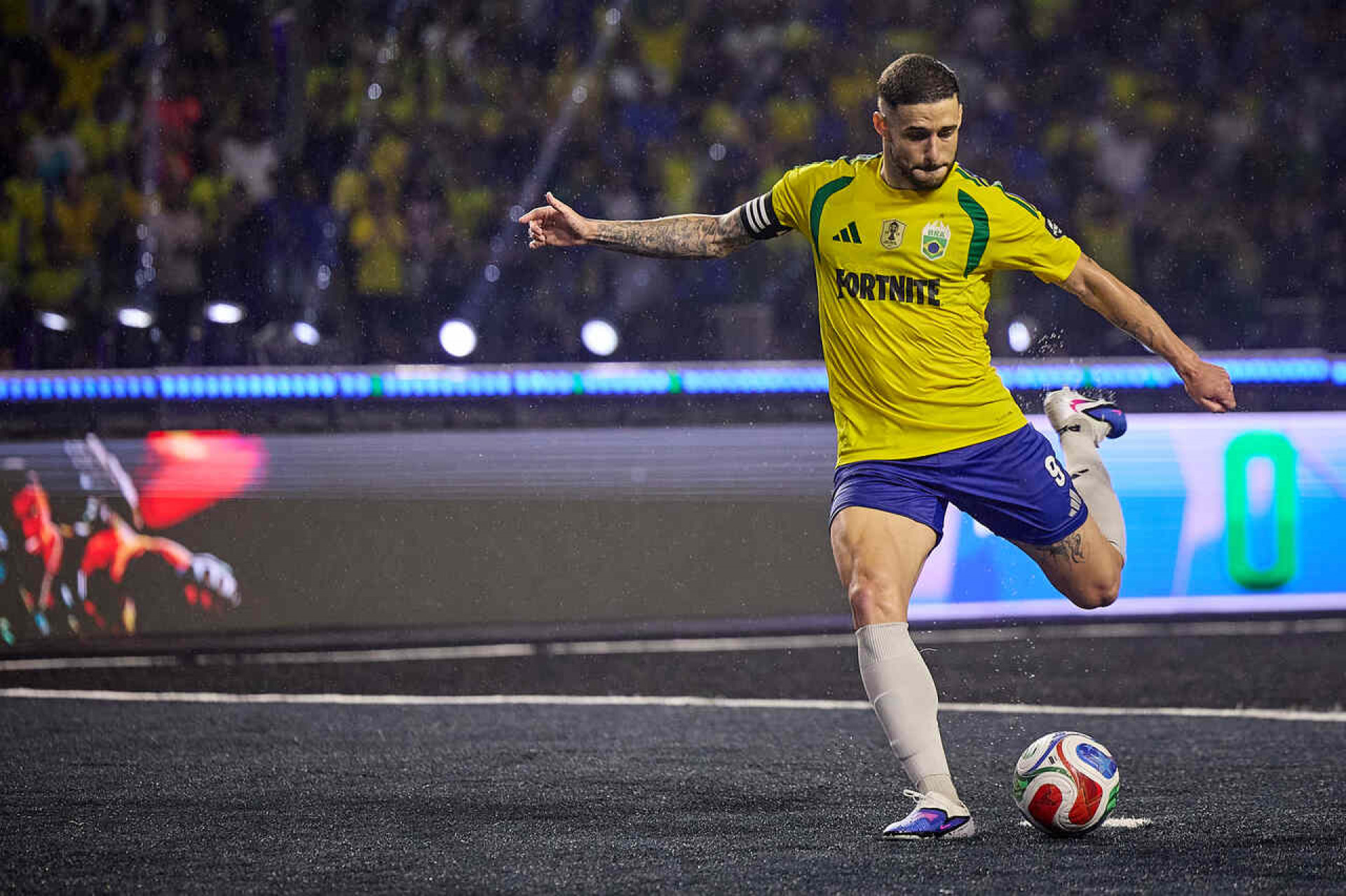 Kelvin celebra bicampeonato e explica gol do t&iacute;tulo na Kings League Nations