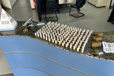 PM faz operação na Sapinhatuba 1 e apreende grande quantidade de drogas