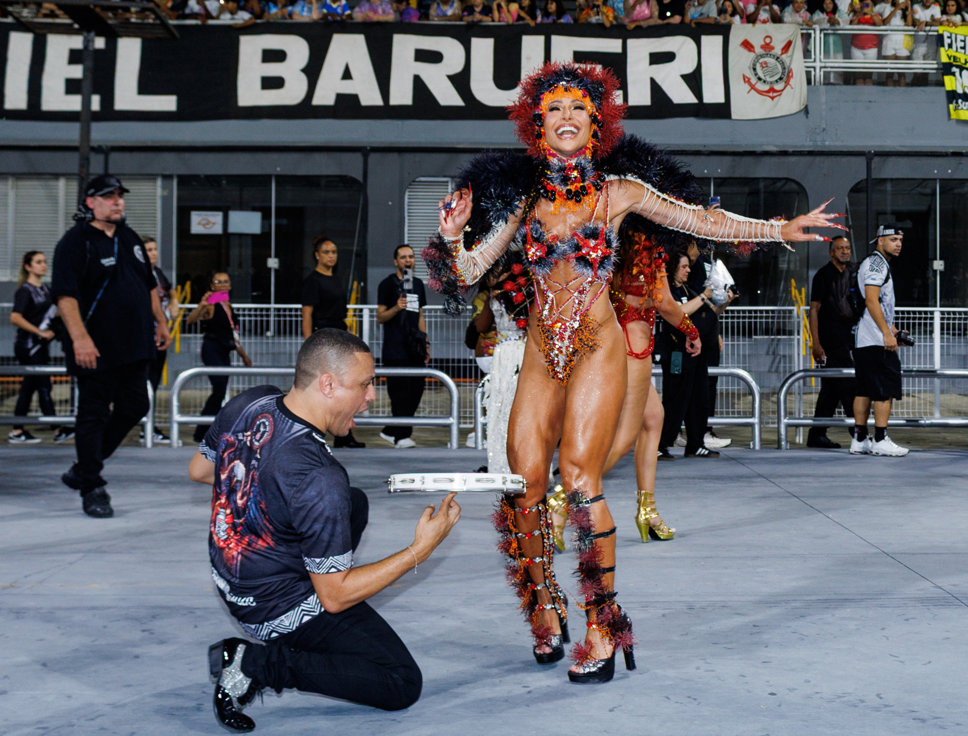 Sabrina Sato durante ensaio da Gaviões da Fiel, em São Paulo - Clayton Felizardo / Brazilnews