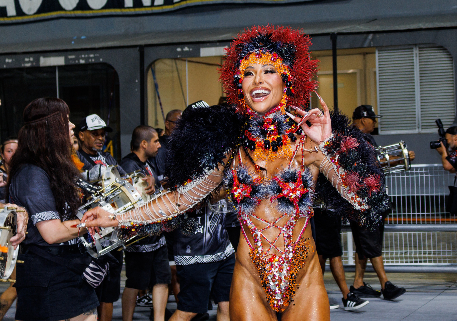 Sabrina Sato durante ensaio da Gaviões da Fiel, em São Paulo - Clayton Felizardo / Brazilnews