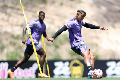 Matheus Martins recebe sondagem de clube holandês, e Botafogo aguarda proposta