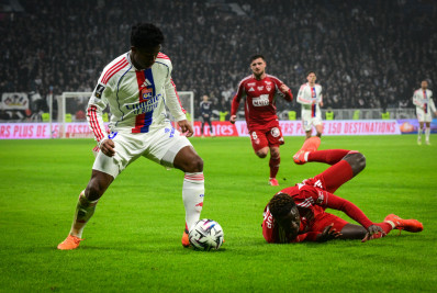 Jornal espanhol elogia desempenho de Endrick nos primeiros jogos pelo Lyon