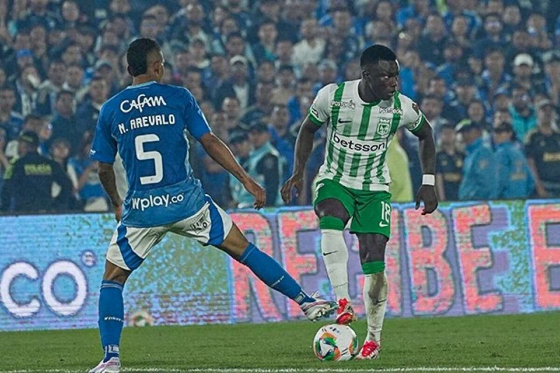 Vasco negocia a contrata&ccedil;&atilde;o de Hinestroza, do Atl&eacute;tico Nacional