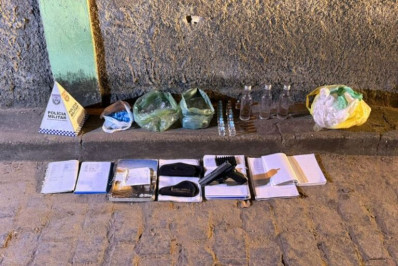 Ação da PM estoura base do tráfico e apreende grande volume de drogas em Rio das Ostras