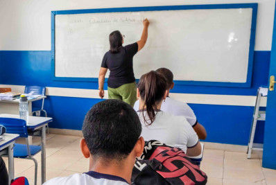 Seeduc abre processo seletivo para contratação de até 1.750 professores temporários