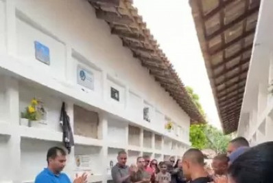 Soldado da PM morto em acidente de trânsito em Cabo Frio é sepultado em Búzios