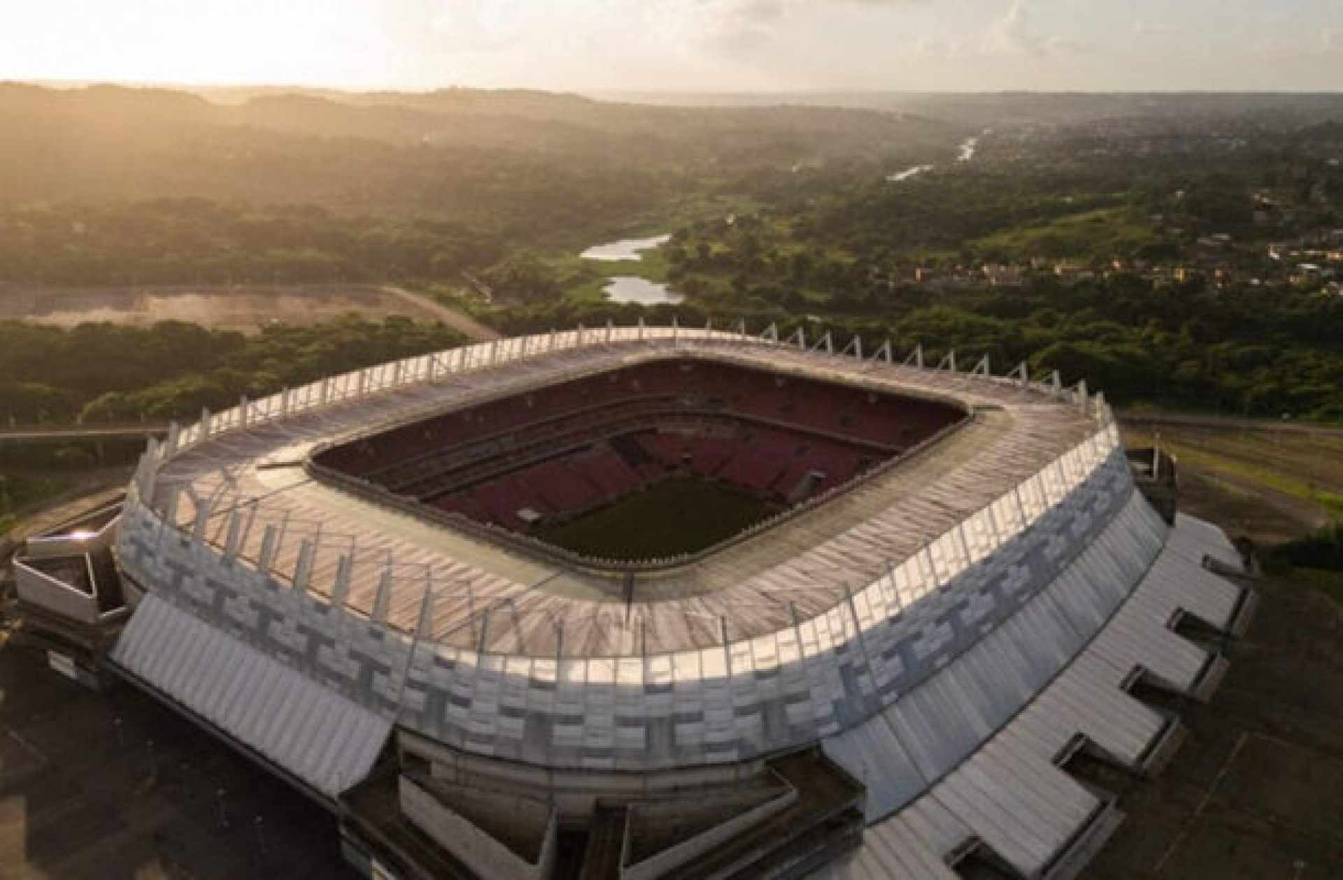Arena Pernambuco “divide” programa&ccedil;&atilde;o de futebol e ter&aacute; uso in&eacute;dito em 2026