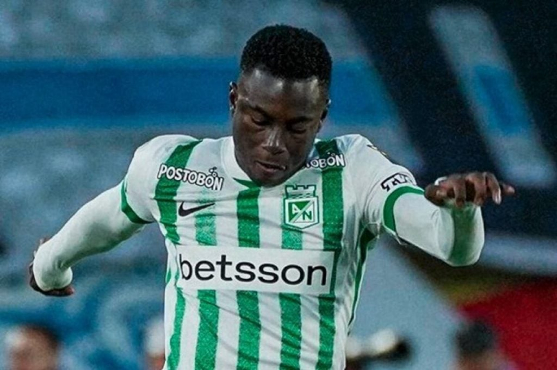 Vasco encaminha contrata&ccedil;&atilde;o de Hinestroza, do Atl&eacute;tico Nacional