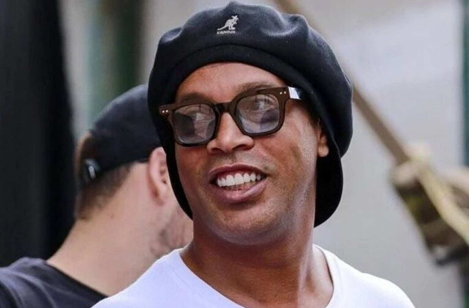 Vida e carreira de Ronaldinho Ga&uacute;cho ser&atilde;o pontos centrais em miniss&eacute;rie