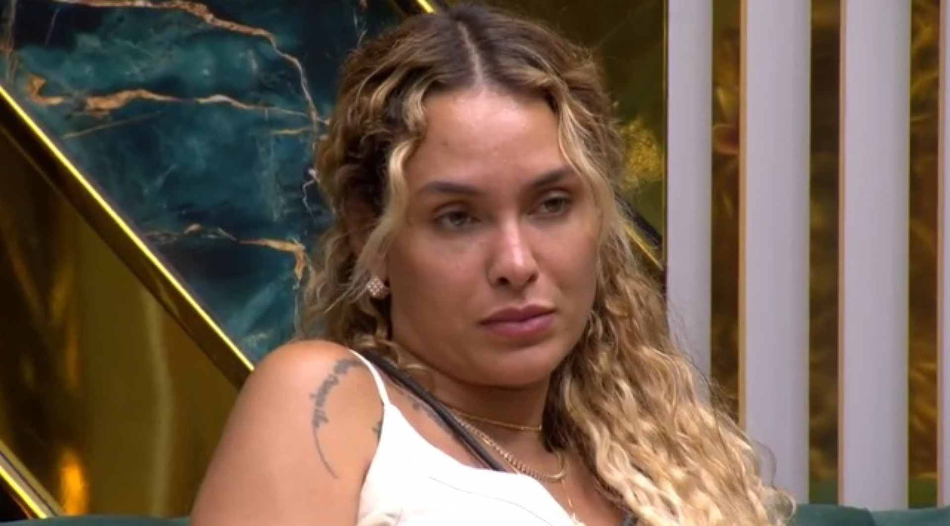 Leandro virou assunto na conversa de Sarah Andrade com Jonas Sulzbach - Reprodução de Vídeo