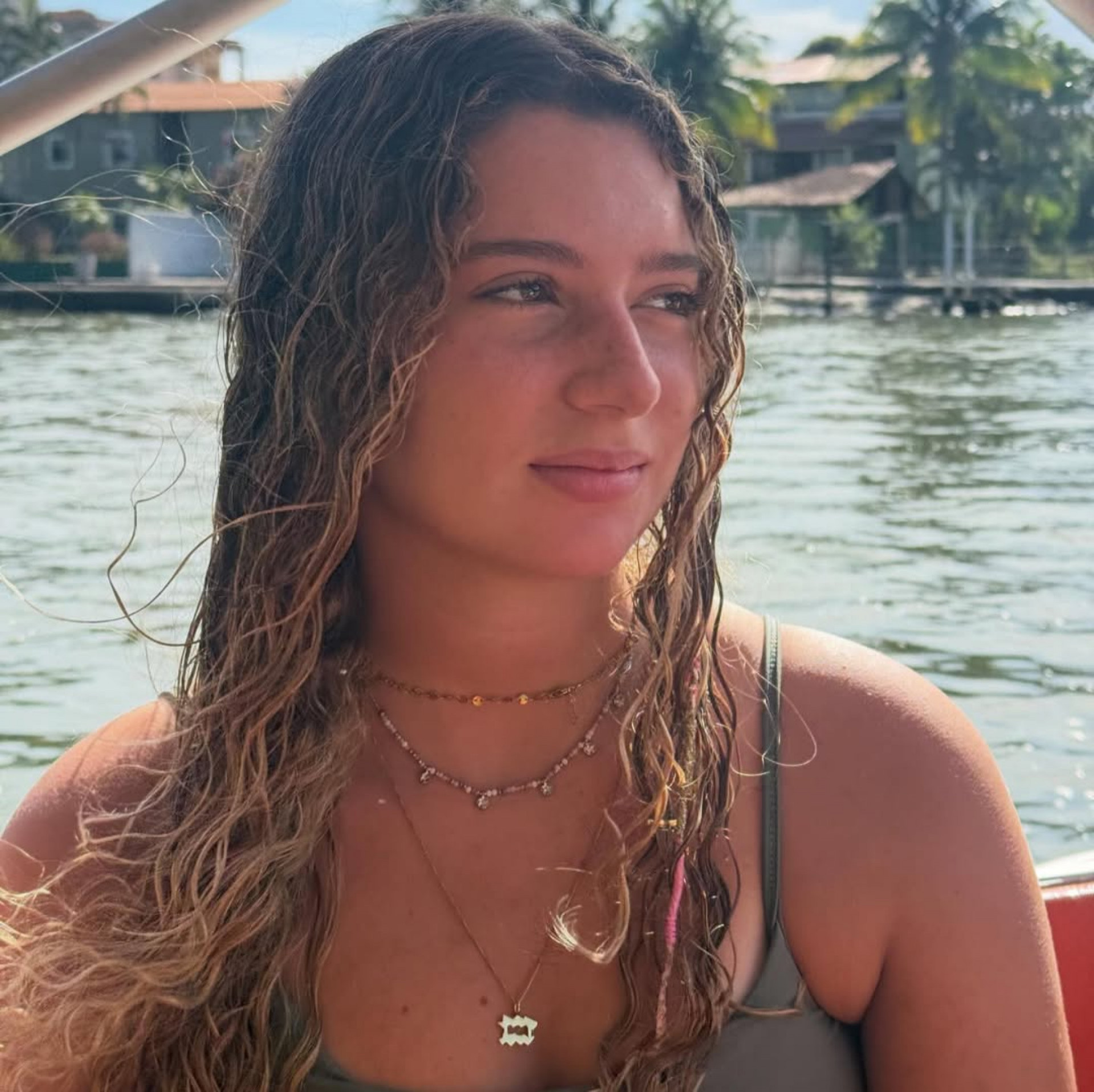 Stella ganhou declaração da mãe, Leticia Spiller, ao completar 15 anos  - Reprodução/Instagram 