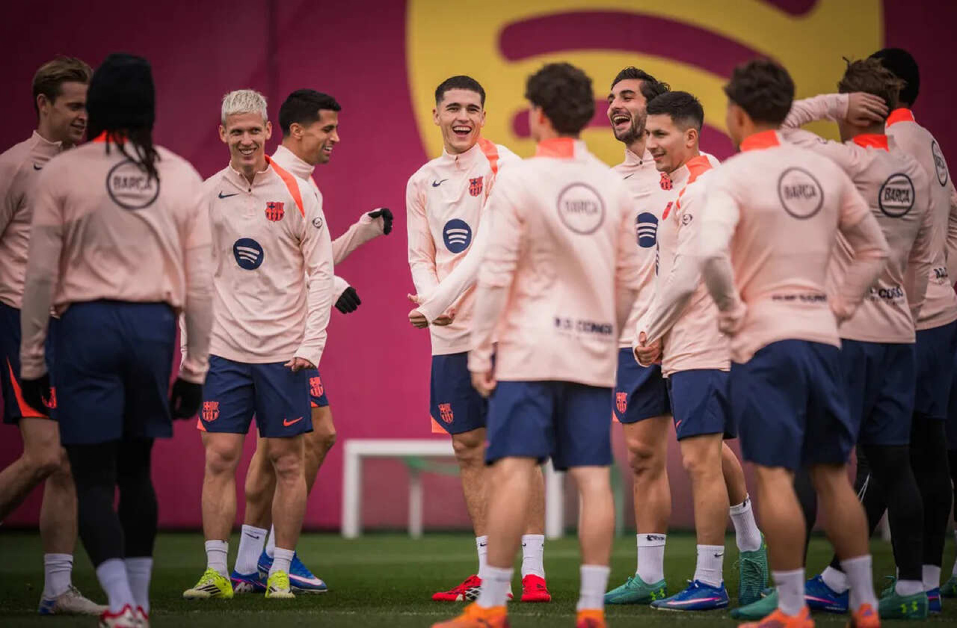 Slavia Praga x Barcelona: onde assistir, escala&ccedil;&otilde;es e arbitragem