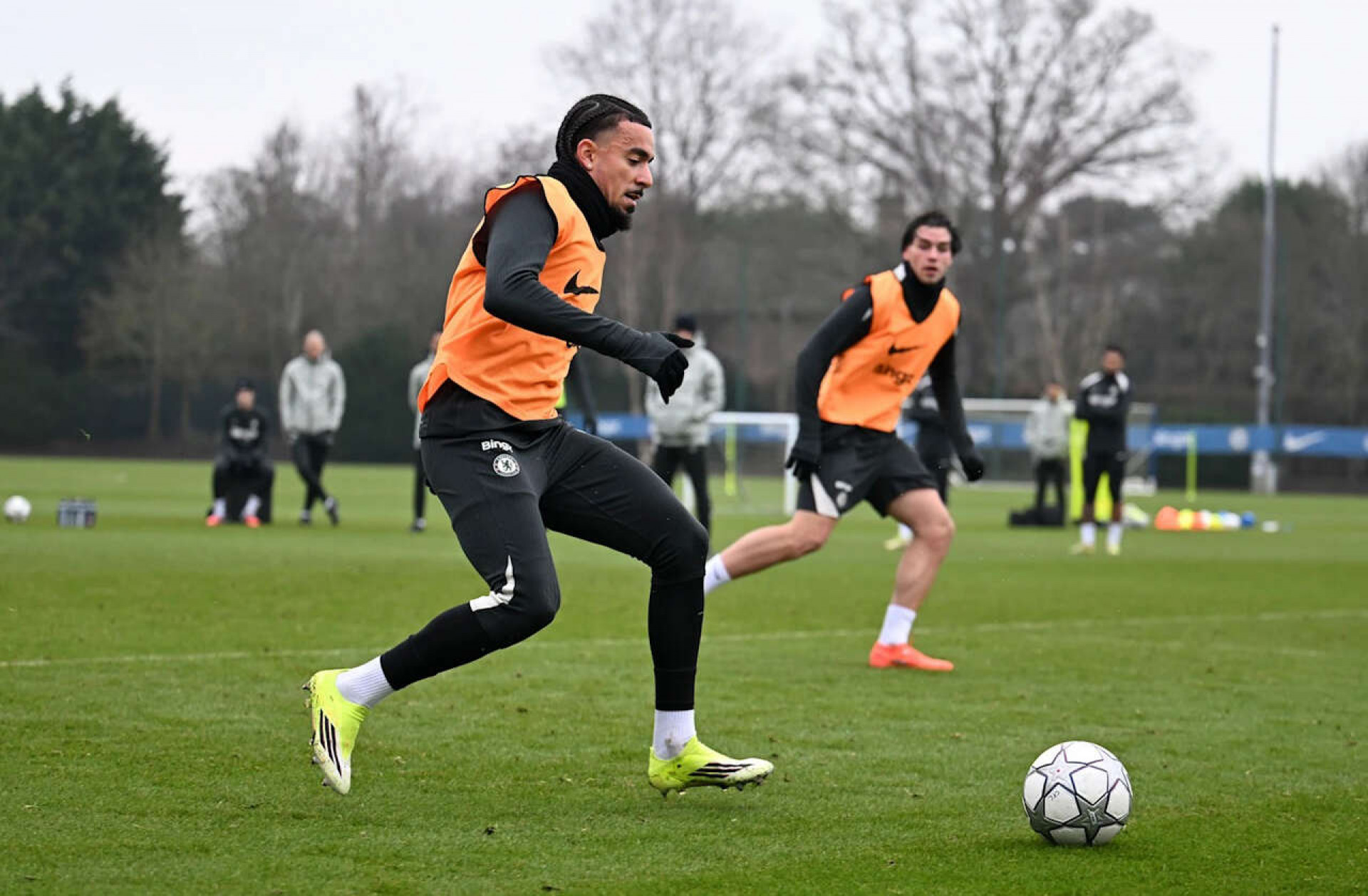 Chelsea x Pafos: onde assistir, escala&ccedil;&otilde;es e arbitragem