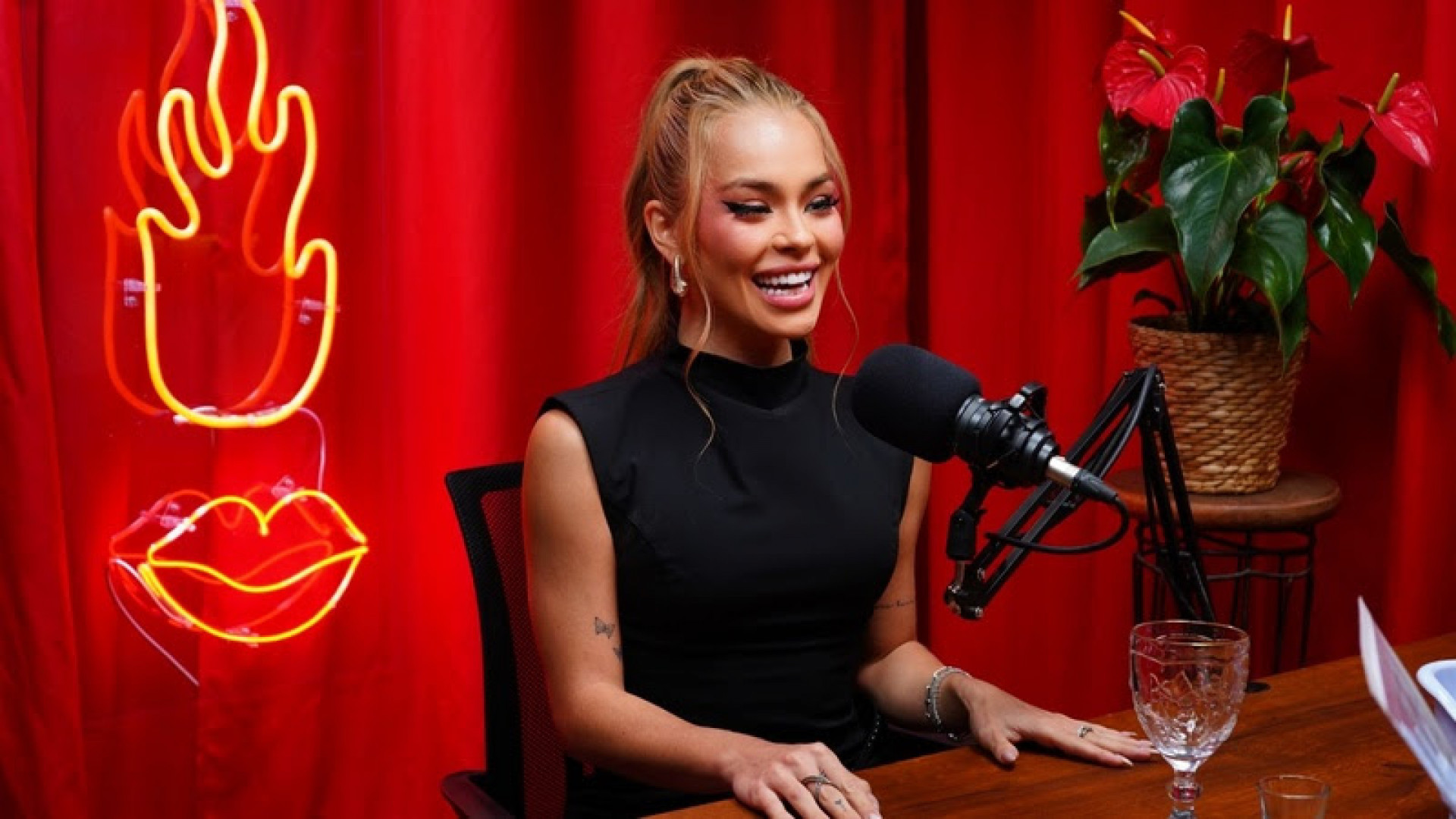 Bia Michelle revelou envolvimento com Vinicius Jr.  - Divulgação 