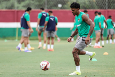 John Kennedy e Santi Moreno treinam e têm boas chances de encarar o Nova Iguaçu