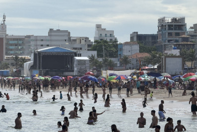Macaé embala o verão com grandes shows e cultura na orla