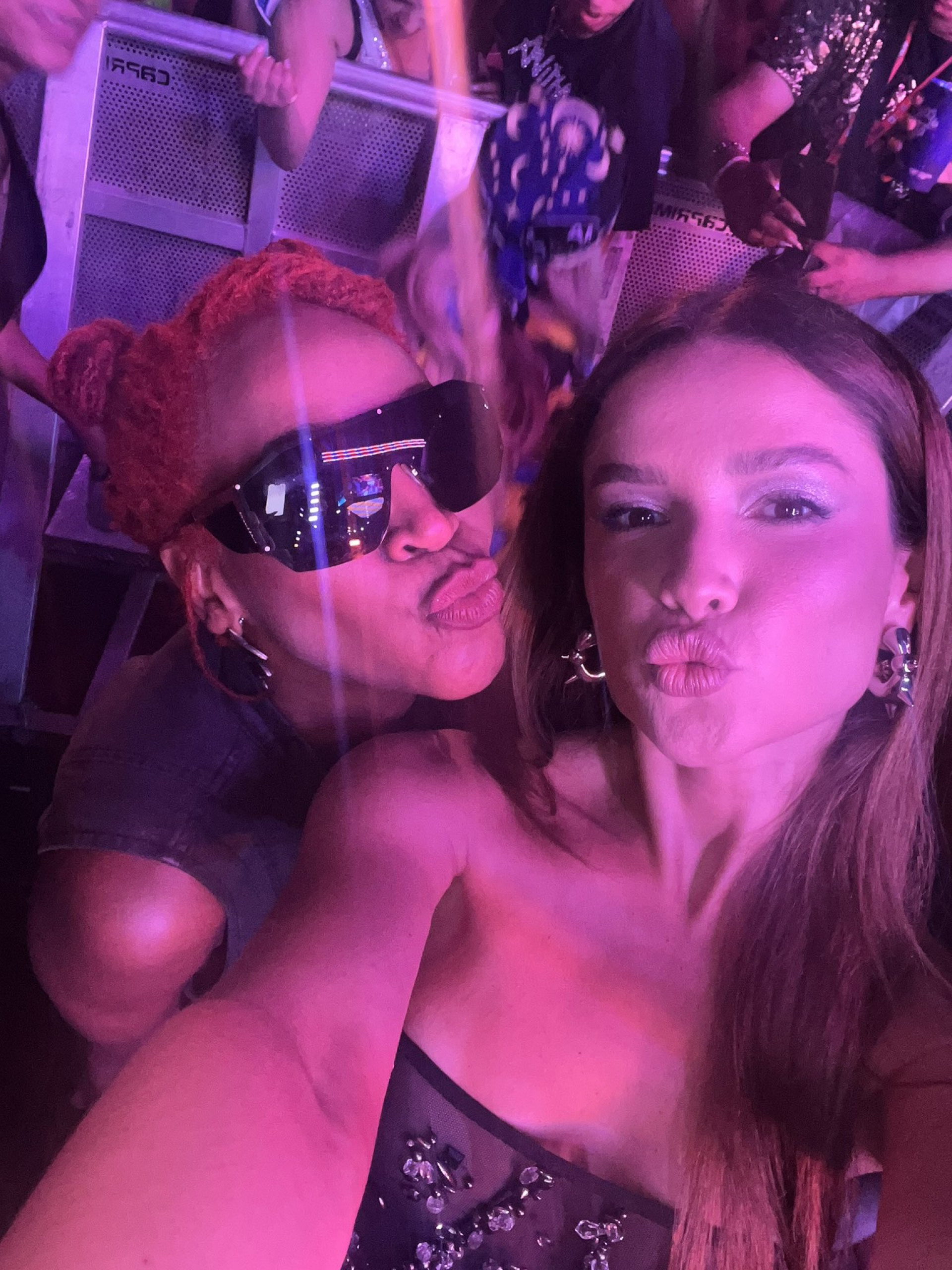 Karol Conká compartilha foto com Juliette Freire - Reprodução / X