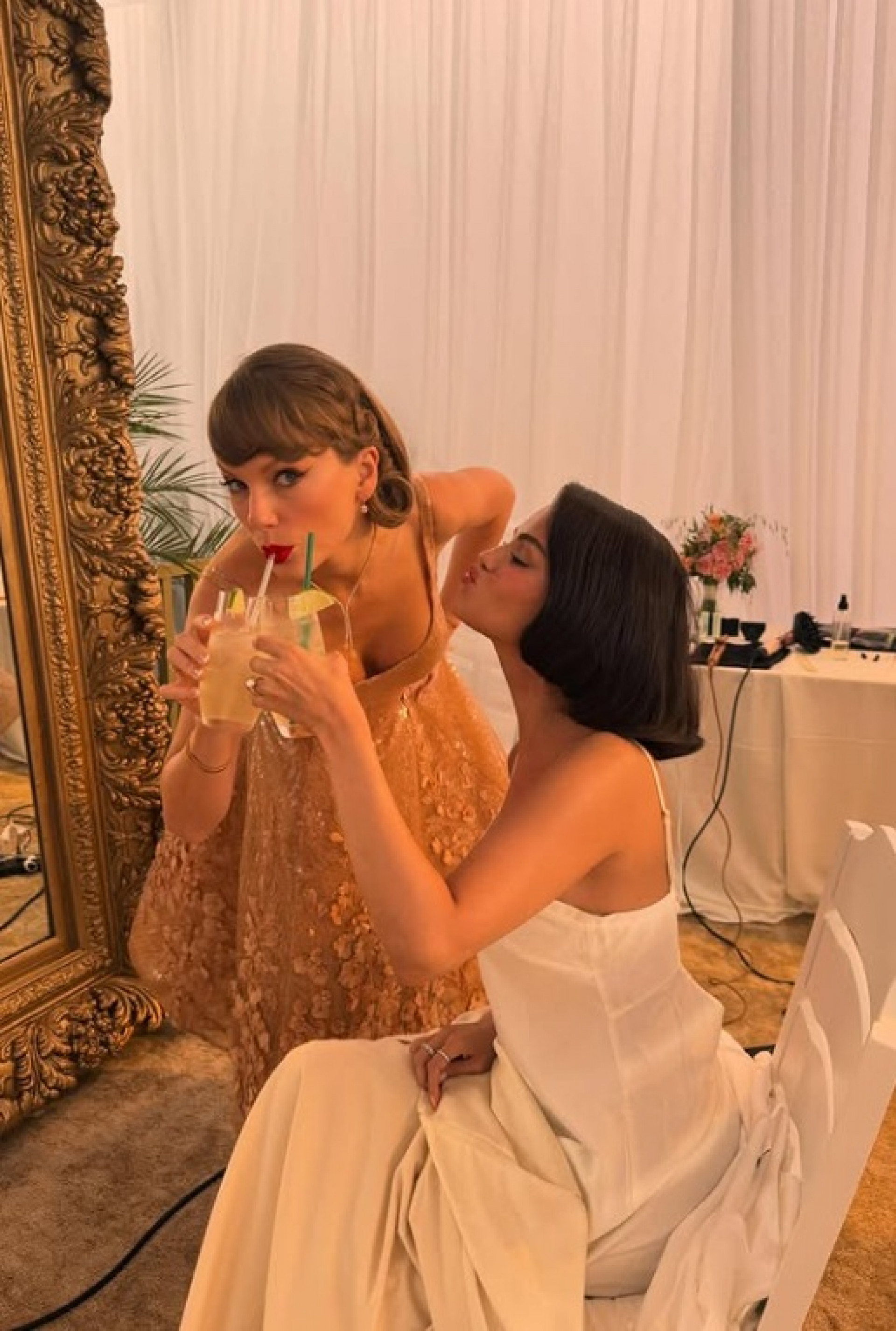 Taylor Swift nos preparativos do casamento de Selena Gomez e Benny Blanco - Reprodução / Instagram