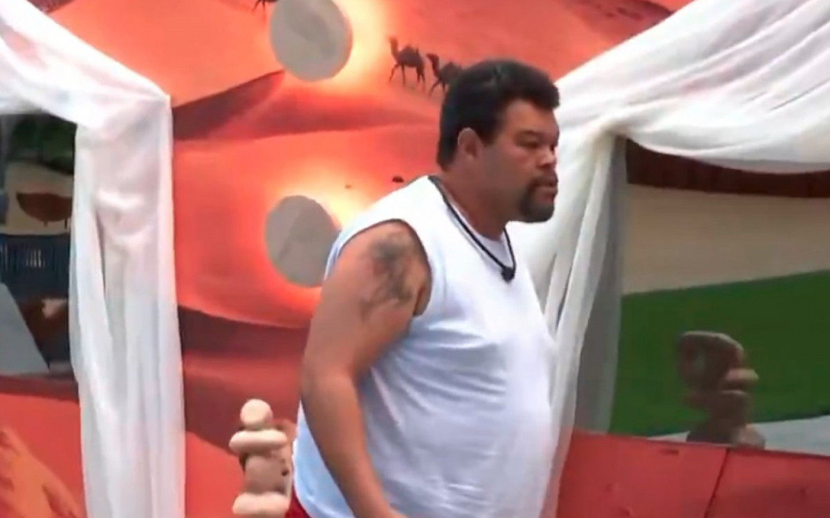 Babu diz que não toma banho todos os dias 